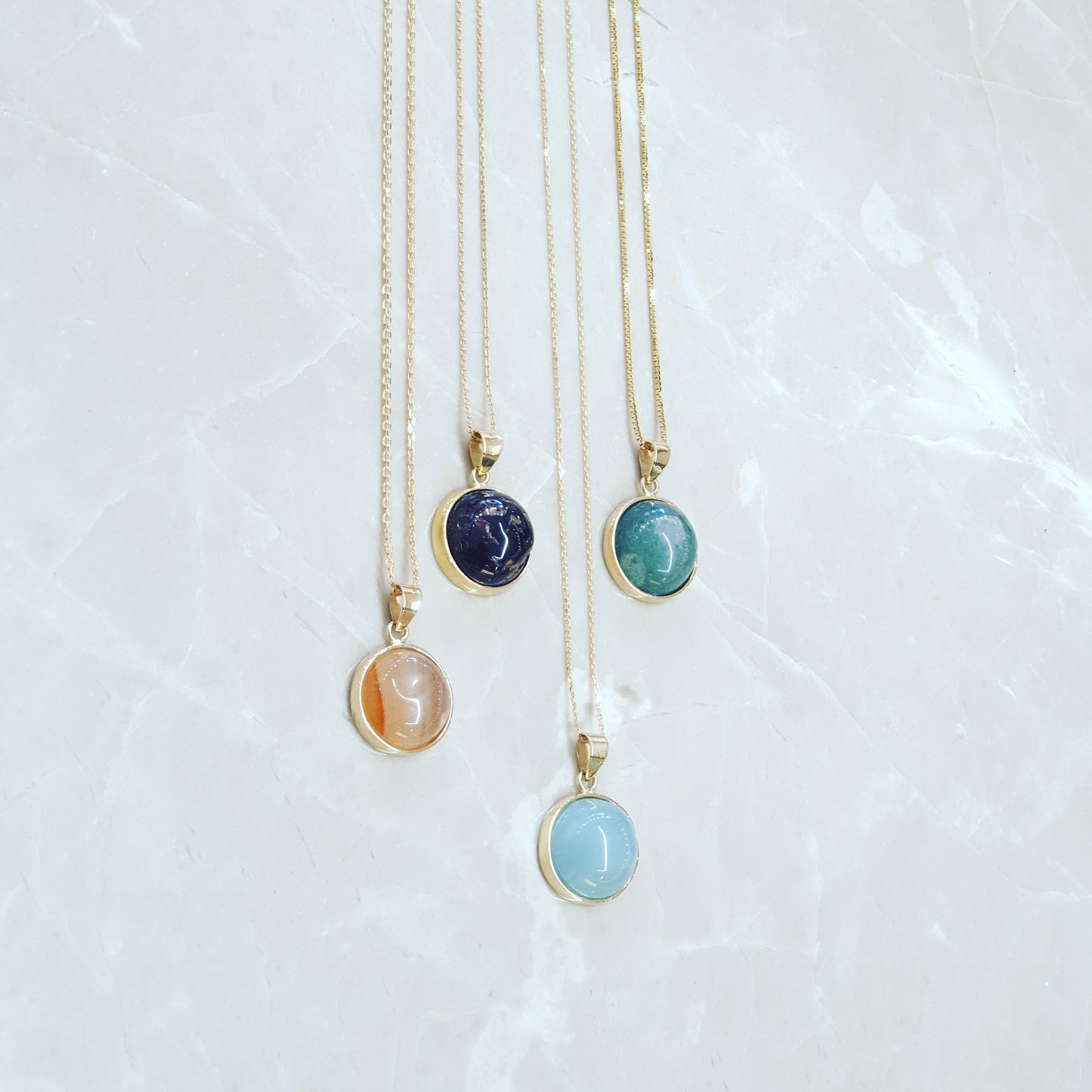 Colorflul pendants